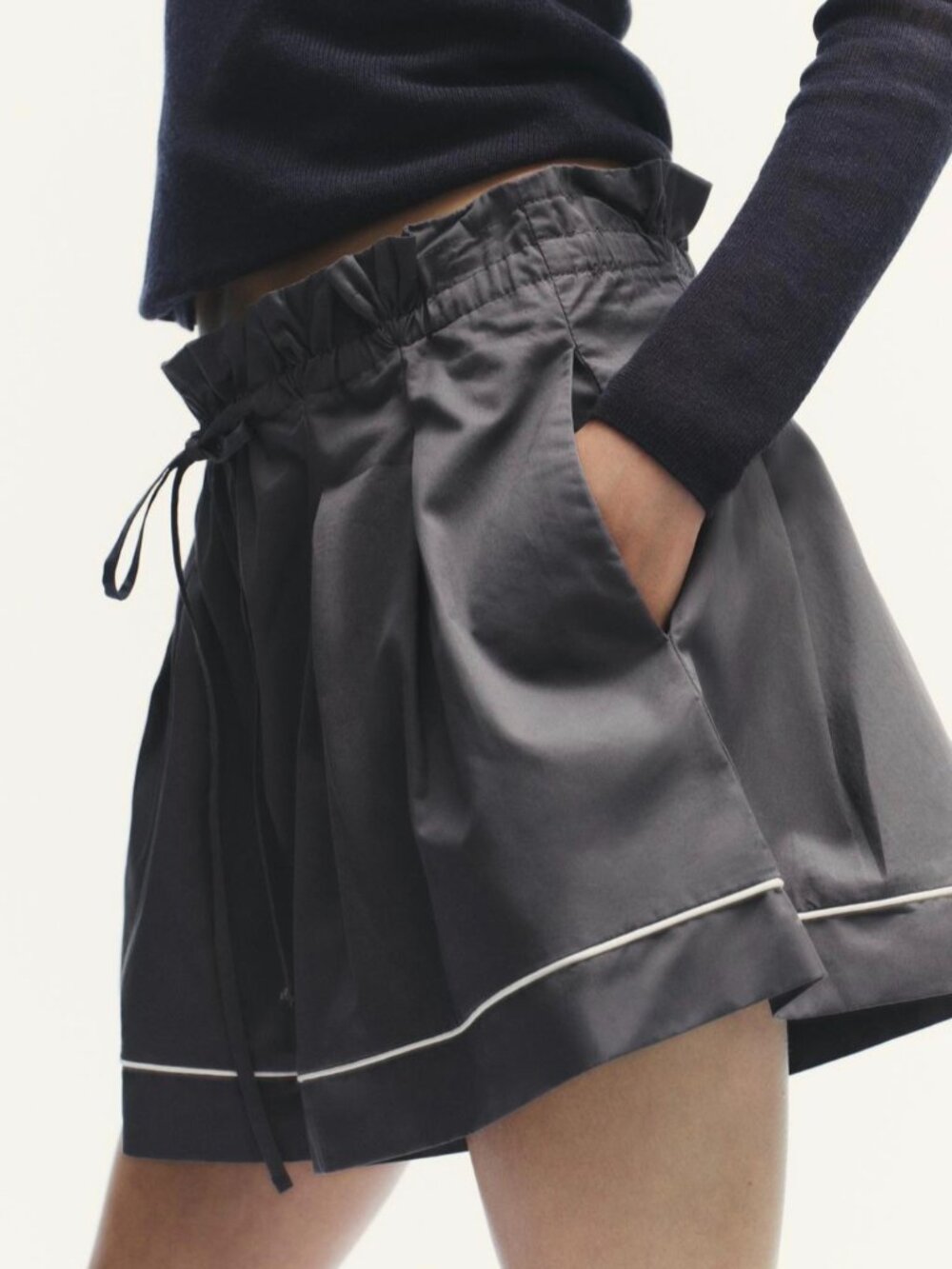 NWT Zara Women's Piping Detail Volume Shorts Washed Petrol 1255/535/414 Size M